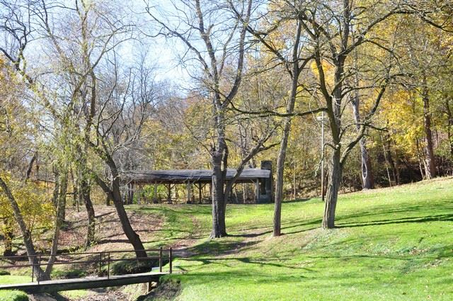 War Memorial Park Scenic Photo